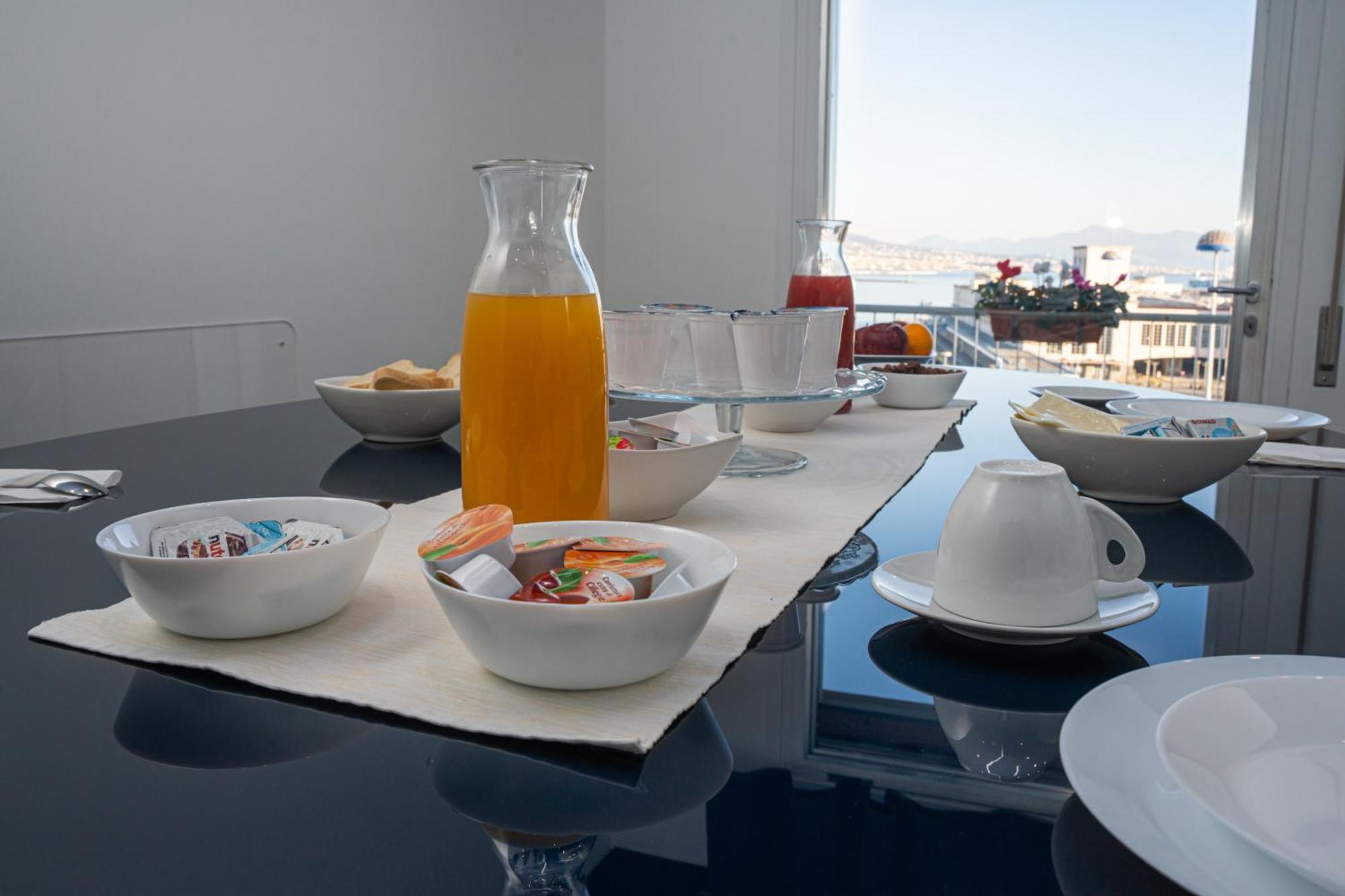 ナポリ スカイハウス べヴェレッロ Bed & Breakfast エクステリア 写真